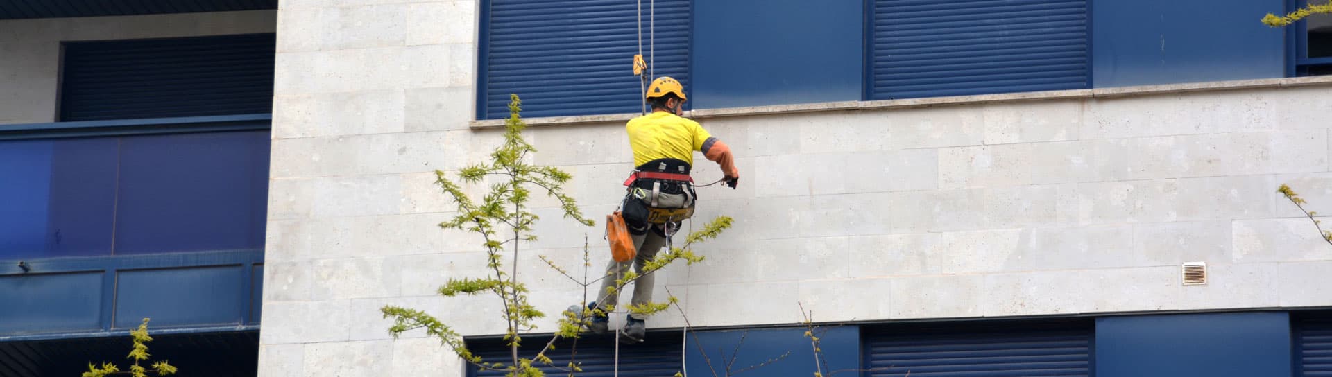 Contrata nuestros trabajos verticales en Vigo