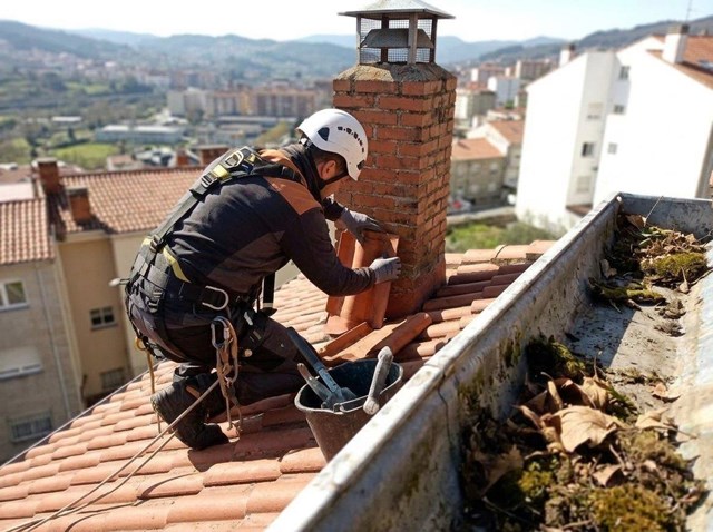 Mantén tu cubierta en Ourense completamente segura con una revisión anual - Imagen 1