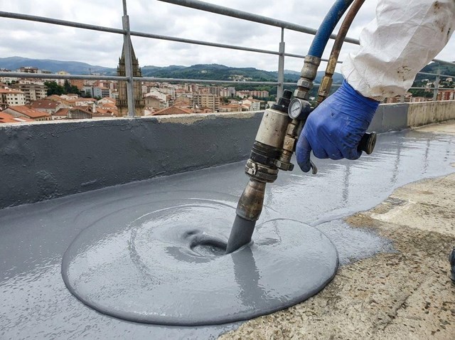 Un acabado a prueba de todo: poliurea para cubiertas y terrazas resistentes en Ourense - Imagen 1